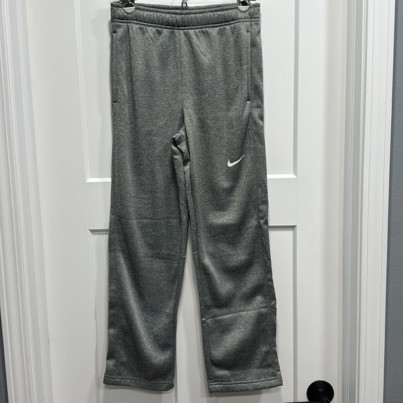 Nike Kids Gray Sweatpants Size XL - Picture 1 of 6